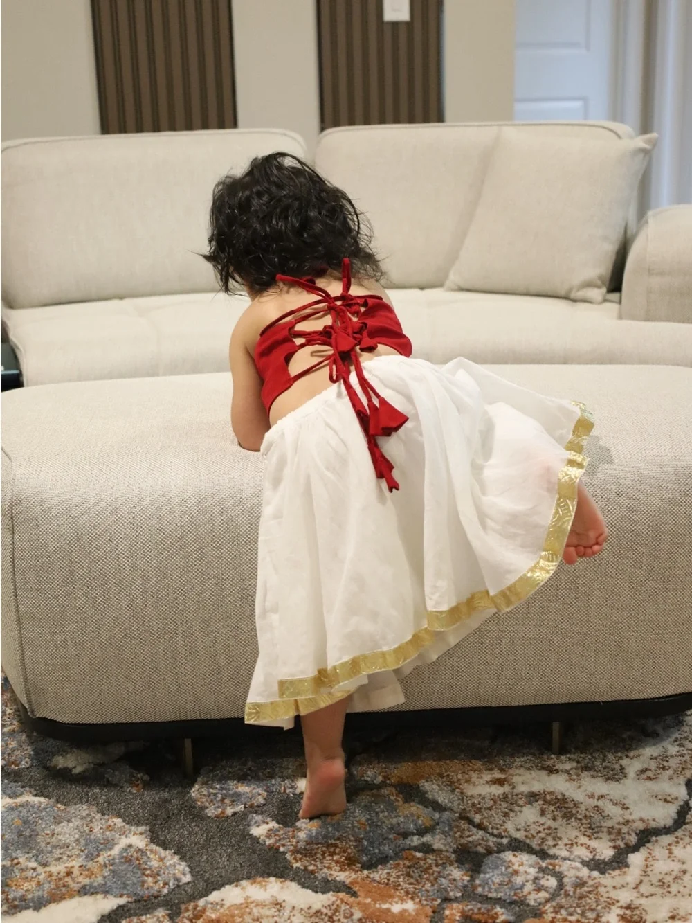 Family/mom&baby/couple/individual Maroon and White Navratri chaniya choli Se